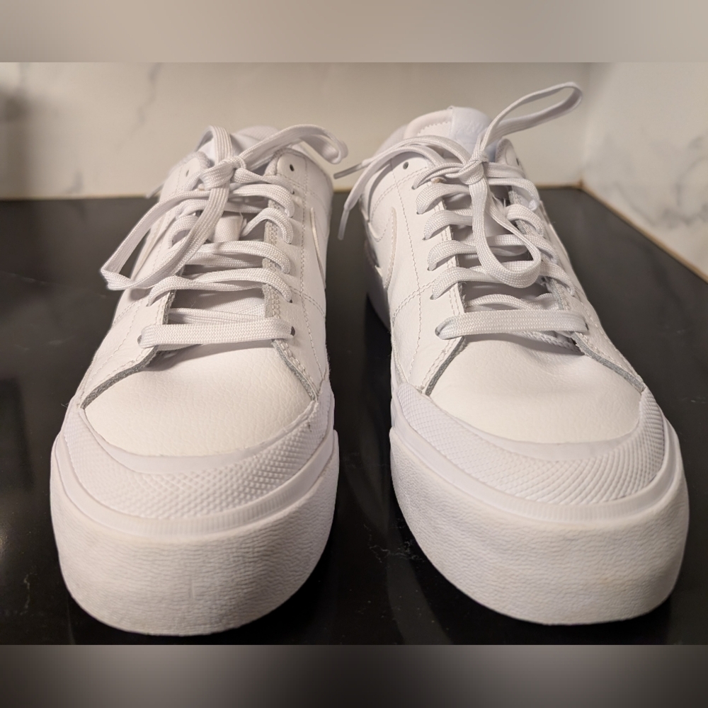 Nike Court Legacy Lift Platform Sneakers Size 9 Used Exc MSRP 94.99 - Picture 3 of 12